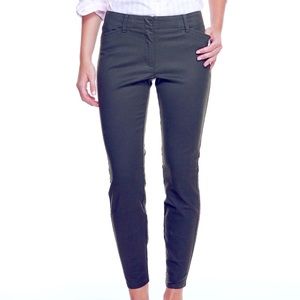 Vineyard Vines navy blue skinny utility pants.